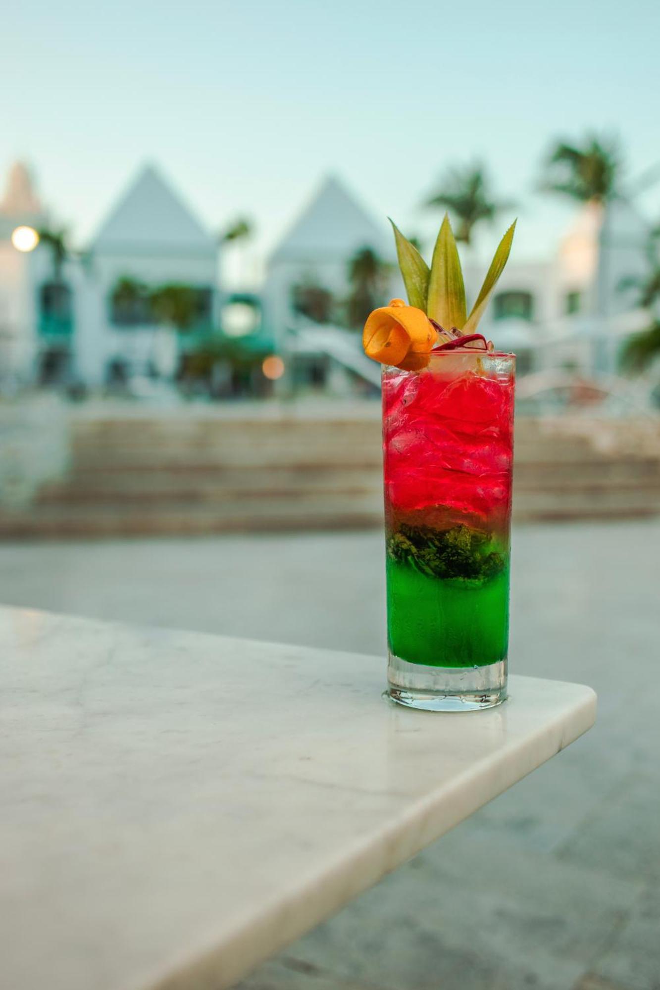 The Mill Resort And Suites Palm Beach ภายนอก รูปภาพ